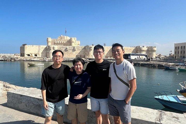 ガイド付きカイロ発プライベートオールインクルーシブアレクサンドリア日帰り旅行