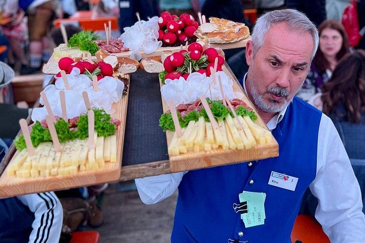 ミュンヘン旧市街料理ツアー（10＋バイエルン名物＆ビール付き）