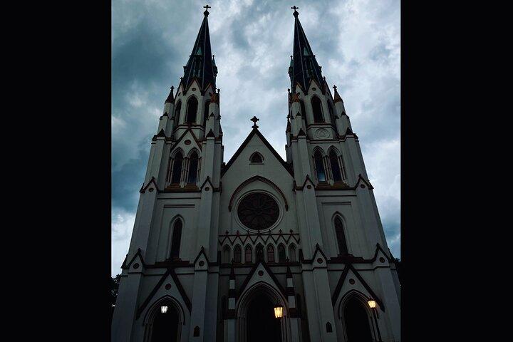 The History Buff: Savannah Walking Tour