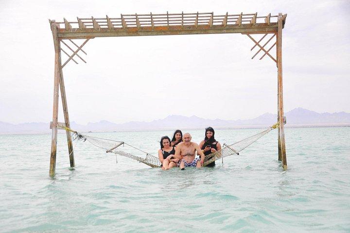VIPオレンジベイ旅行（ランチ付き）