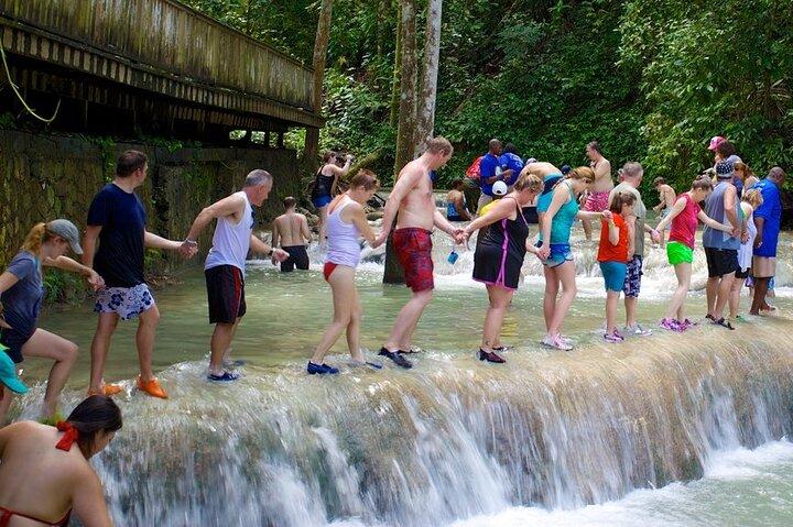 Dunn's River Falls och Blue Hole Private Combo Tour Ocho Rios