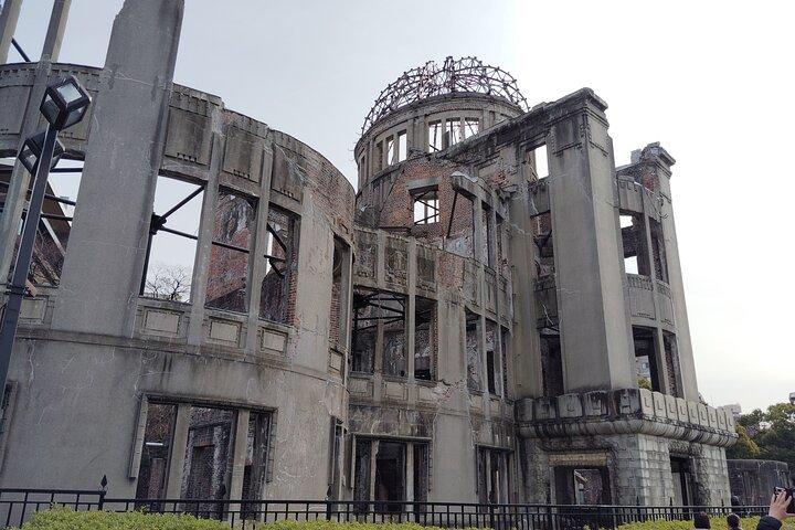 Hiroshima Highlights Guided Tour in 5.5 hours