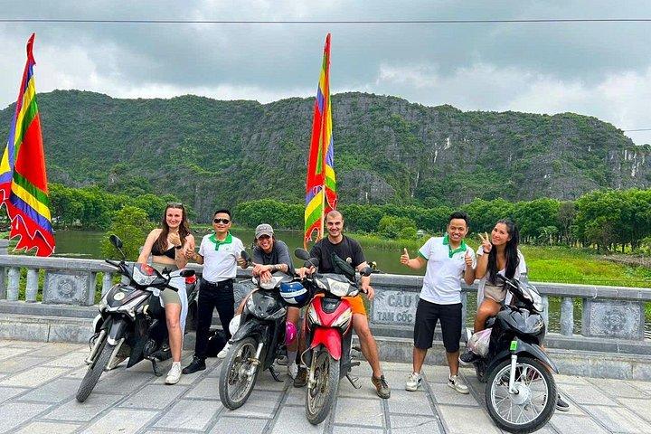 ニンビンへのハノイ： バイクで隠れた宝石を巡る1日アドベンチャー
