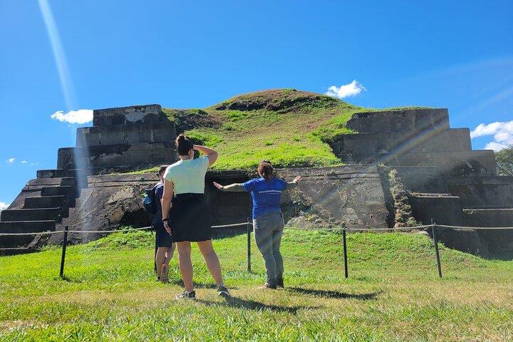 Tour dei siti archeologici Maya tra cui la Pompei d'America, Joya de Ceren