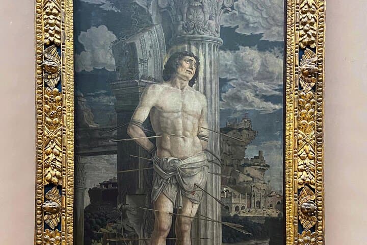 Louvre Highlights & Mona Lisa Tour with Seine Cruise Ticket