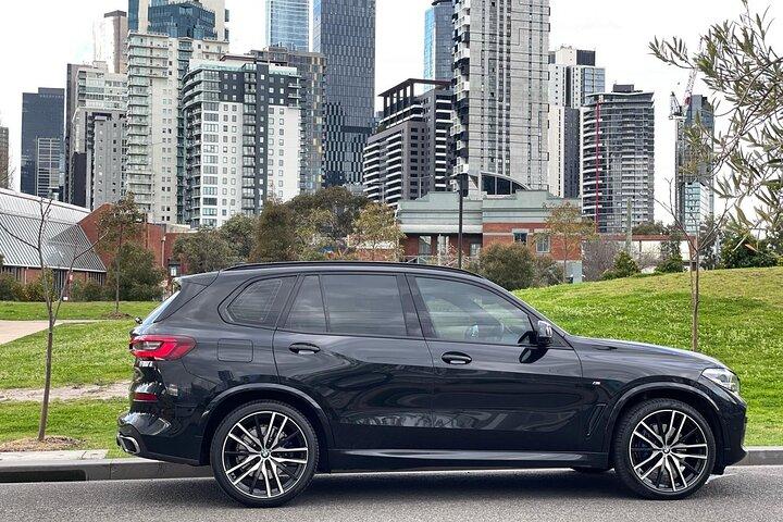 Transferts privés de l'aéroport de Melbourne à la ville (berline, SUV ou van)