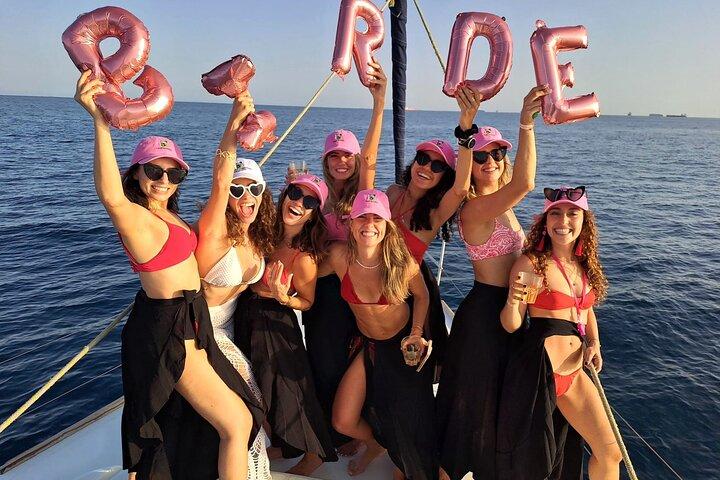 Barcelona Sunset Private Luxury Catamaran Sailagem