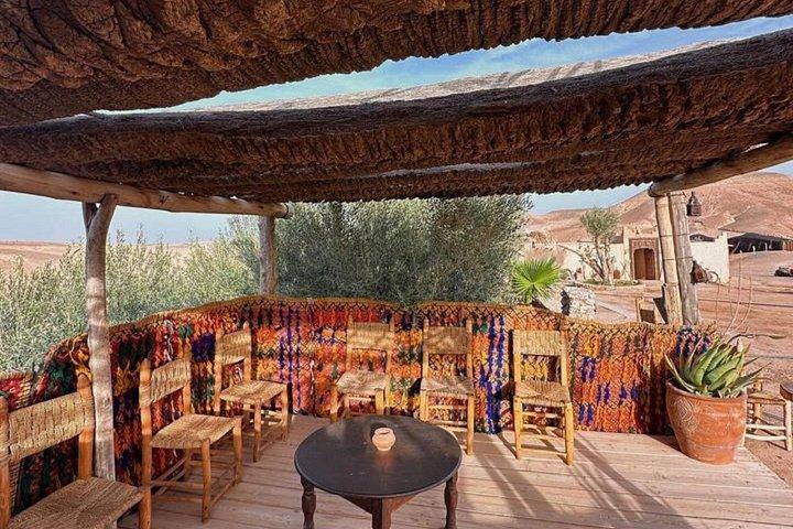 Agafay Desert : Kamel und Quad mit Chouf L’Or Abendessen