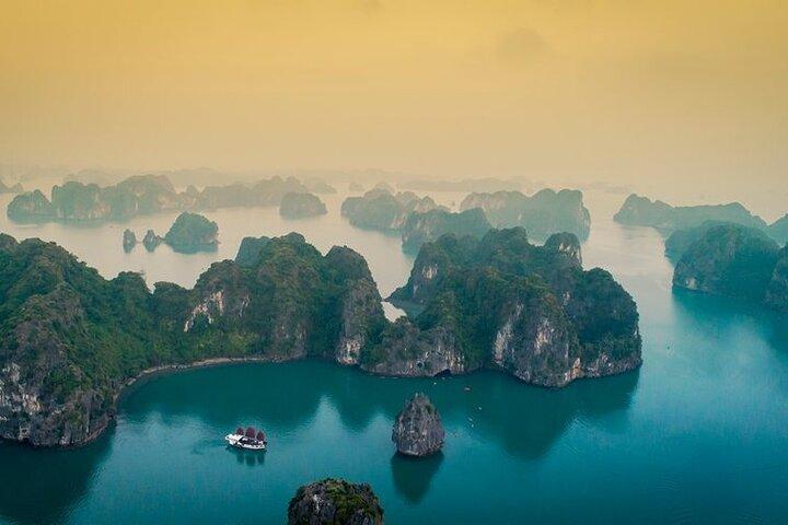 2 dage 1 nat Halong Bay luksus krydstogt fra Hanoi