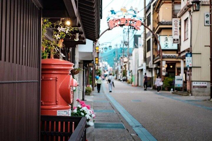 1 dagtour vanuit Nagoya: Gujo Hachiman – Gifu's "Kleine Kyoto"