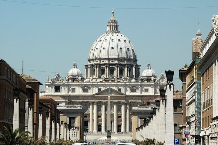Vatican: Skip the line tour Vatican Museums and Sistine Chapel