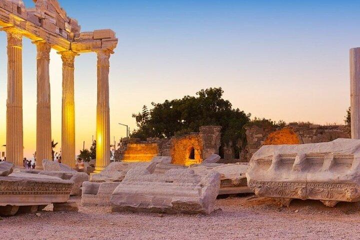 Perge Aspedos Anc City Temple of Apollo Waterfalls Tour (tout-en-un)