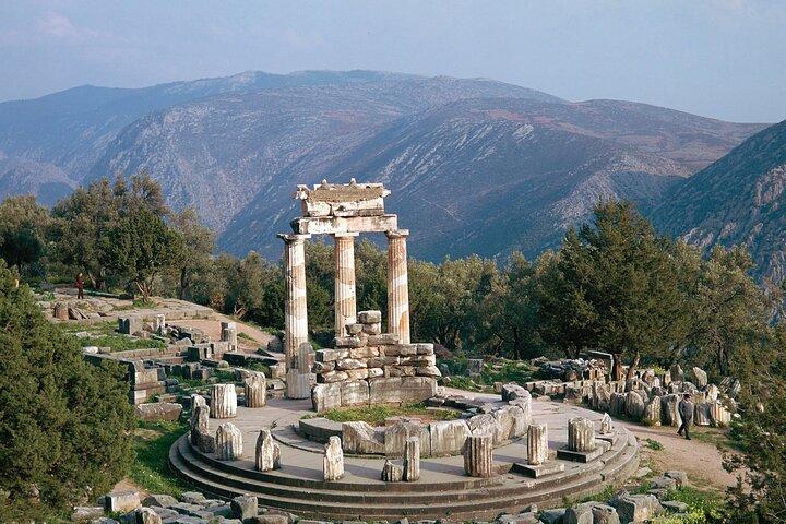 Tour privato di 10 ore: Esplora Delfi e Termopili da Atene