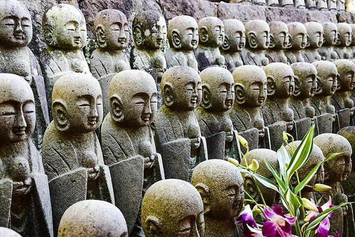Kamakura Full Day Walking Tour with Local Expert Guide and Pickup