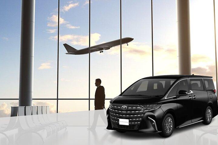 Center Tokyo Private One Way Transfer To Narita Airport (License)