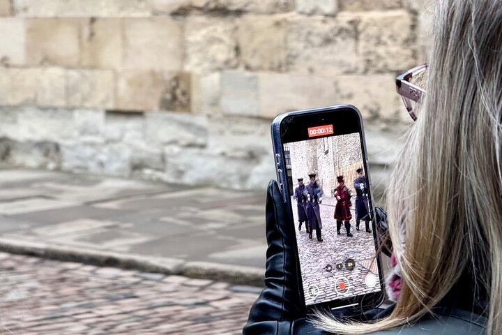 ロンドン塔アーリーアクセス、オープニングセレモニー、ロイヤルロンドン