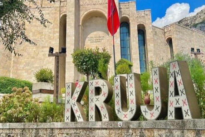 Da Tirana : castello di Kruja, vecchio bazar e punto panoramico di Sarisalltik