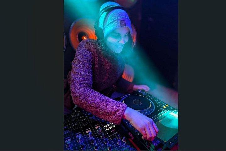 RAVE LAB Experience with DJ Console and Lighting
