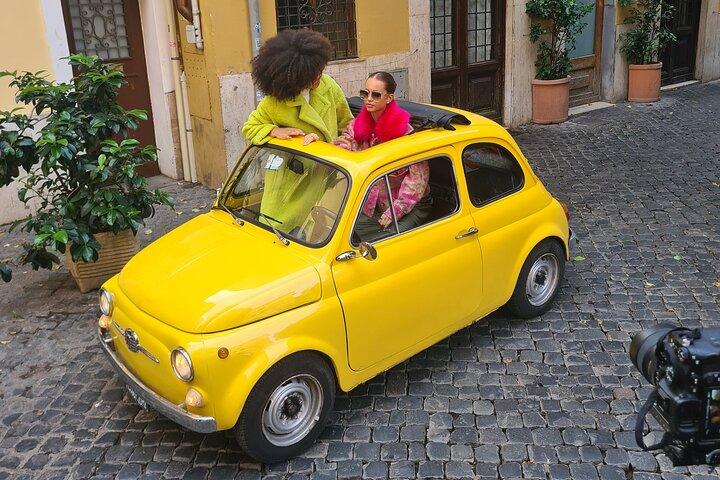 Noleggio di una Fiat 500 classica a Roma