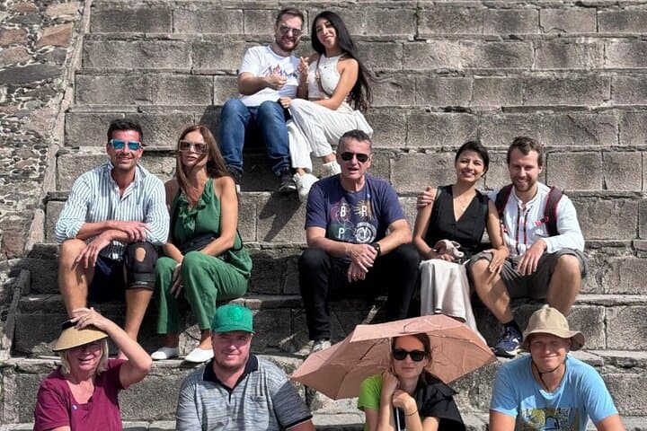 Small group: Teotihuacan, Basilica of Guadalupe and Tlatelolco