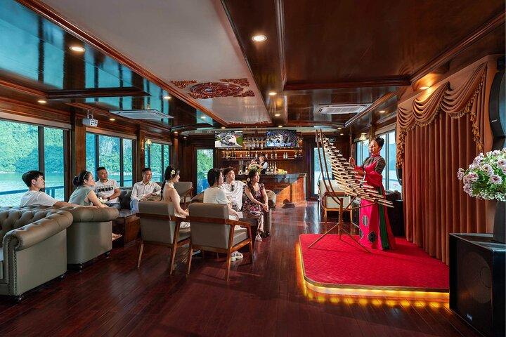ハノイ5つ星ソナタクルーズハロン湾日帰りツアー（生演奏付き）