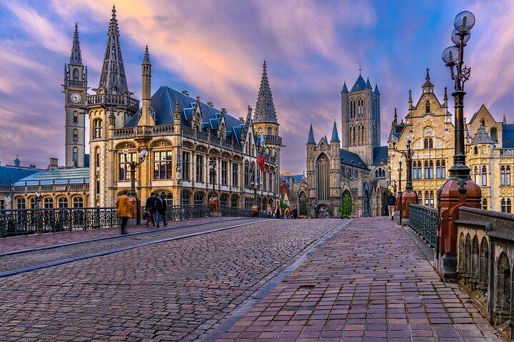 Gent Walking Tour mit Audioguide auf dem Smartphone