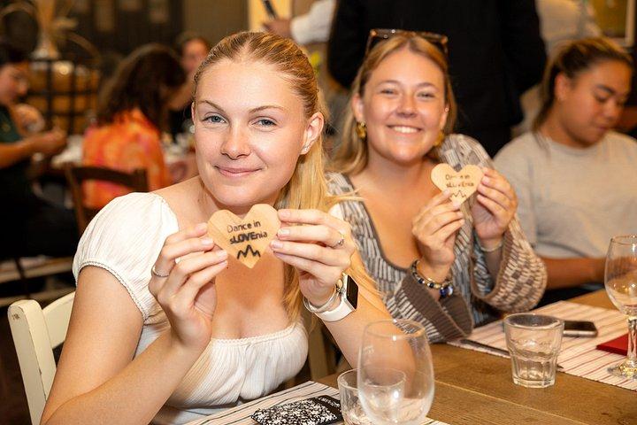 Erleben Sie ein authentisches slowenisches Dinner & Folk Show