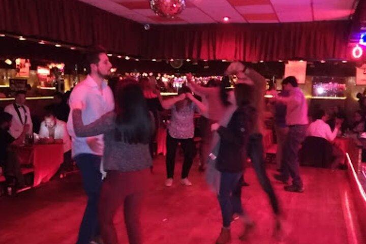 Salsa Night & Tacos: Authentic Dance & Flavors in Mexico City