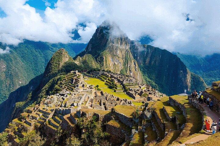 Machu Picchu Full-Day Tour by Train from Cusco