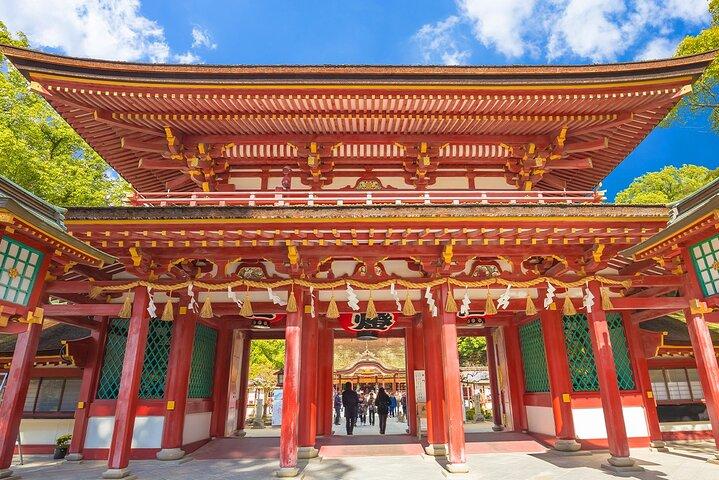 太宰府神社、ケーブルカー、由布院を巡る九州全日ツアー