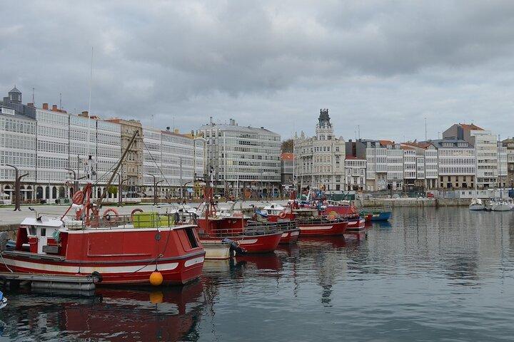 Tour privato di A Coruña per scoprire la città come un abitante del luogo
