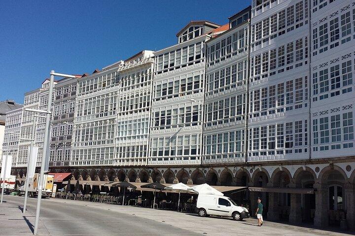 Tour privato di A Coruña per scoprire la città come un abitante del luogo