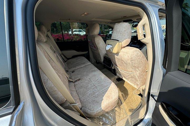 ドバイ・シティツアー-専用車と運転手が処分