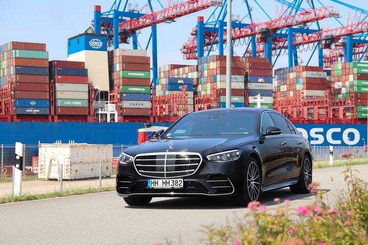Visita privada à cidade de Hamburgo num Mercedes S-Class