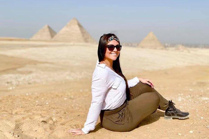 Private Gizeh Pyramiden und Sphinx Tour mit Mittagessen und Kamelritt