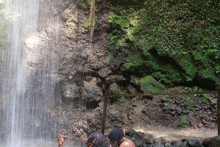 Descubra a magia de Soufrière Explore conosco
