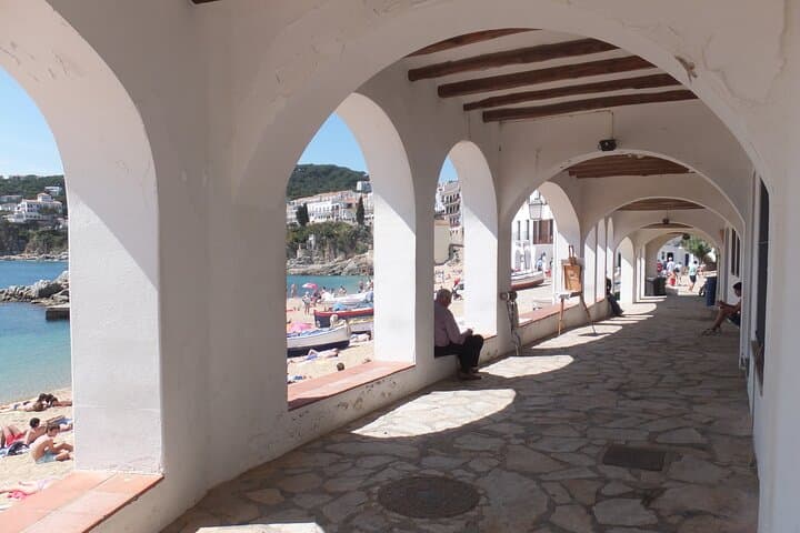 Costa Brava Typical Towns Full Day Tour from Barcelona