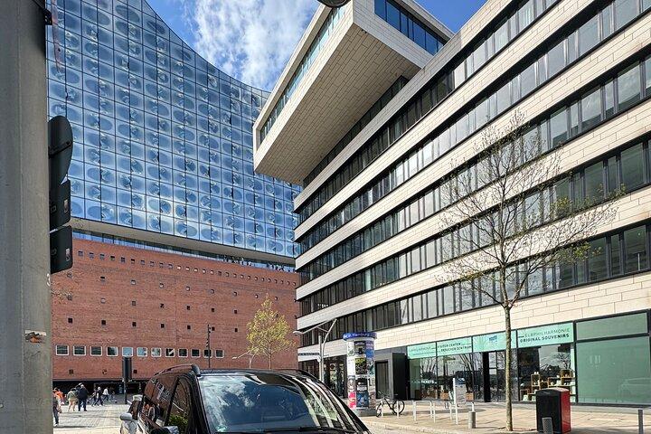 Da Kiel: tour privato di Amburgo di 6 ore con un ex poliziotto