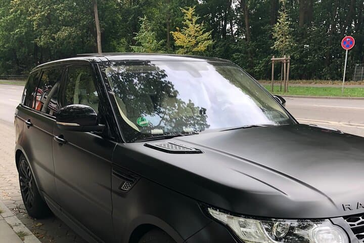 Private 5-Hour Hamburg Countryside Tour with a former policeman