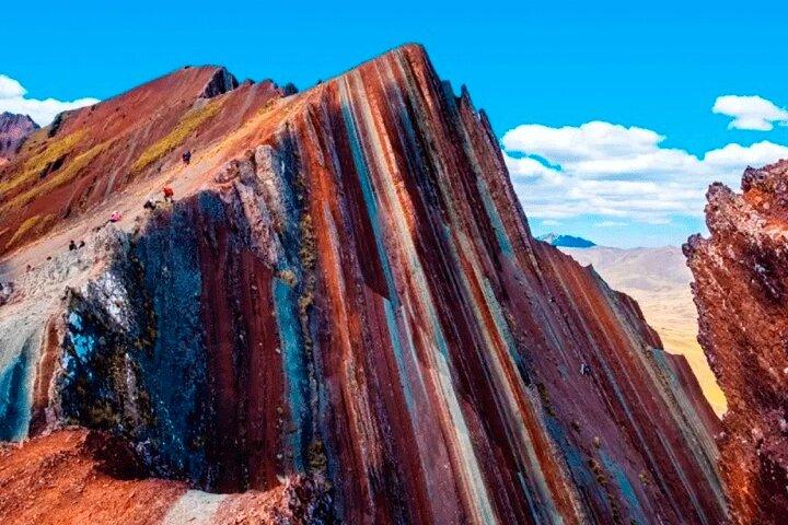 Excursion d'une journée complète en groupe à Pallay Punchu Rainbow Mountain