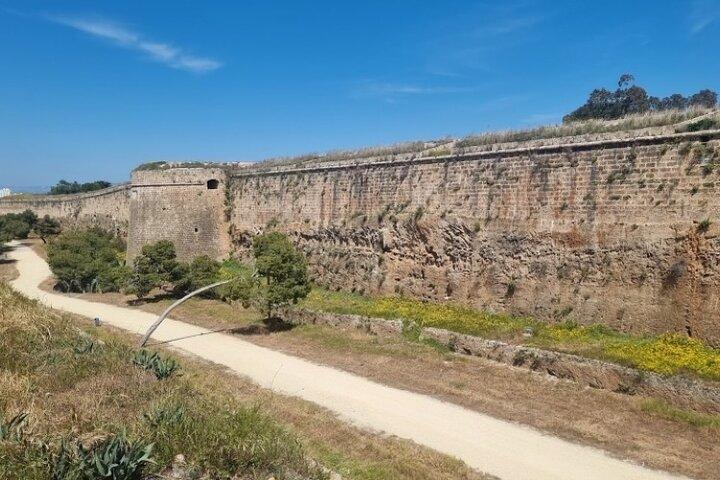 En dagsutflykt till medeltida FAMAGUSTA (Kyrenia, Nicosia eller Famagusta )