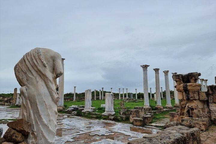 En dagsutflykt till medeltida FAMAGUSTA (Kyrenia, Nicosia eller Famagusta )