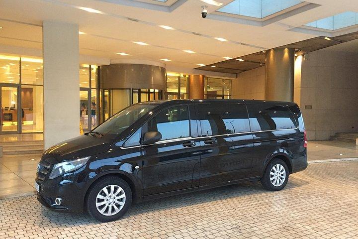 アテネのベスト: プライベートガイド付き半日ツアー＆海岸小旅行