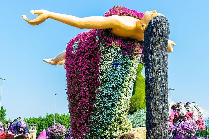 Billet til Miracle Garden og Global Village med transfer