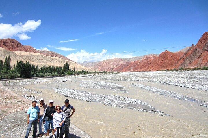 Tour de 2 dias para Tashkorgan com Baisha Lake e Karakul Lake