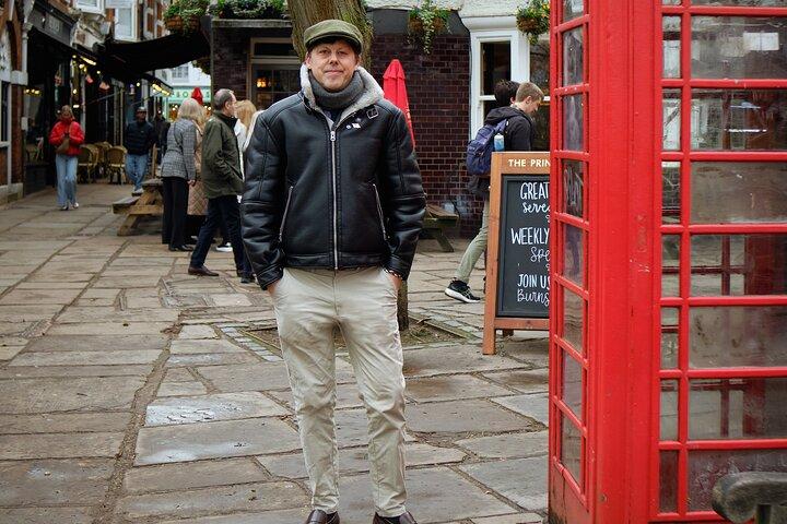 テッド・ラッソとリッチモンド・ウォーキング・ツアーズ、ロンドン