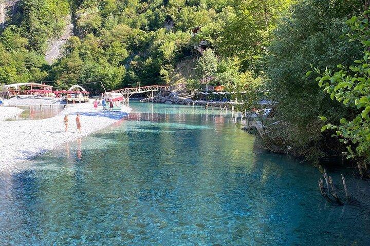 Tagesausflug zum Shala River und Komani Lake Von Shkoder