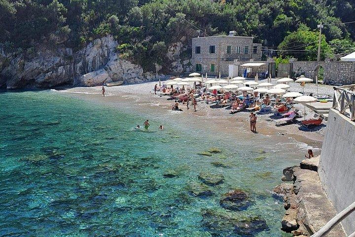 Privérondvaart langs de kust van Amalfi