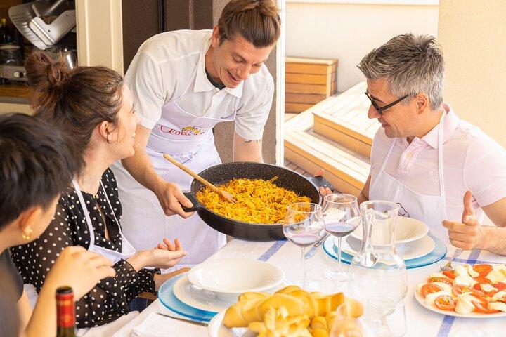 Compartilhe seu amor de pasta em uma casa local em Veneza