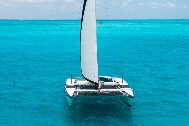 Ilha das Mulheres por Private Catamaran